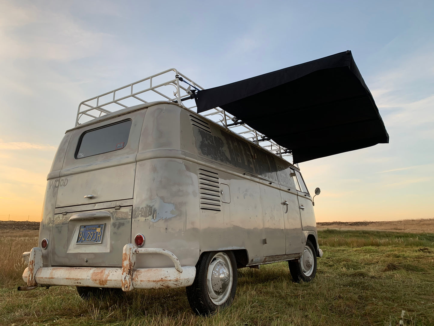 VW Bus Wing: Sir-Shade™ Telescoping Awning System
