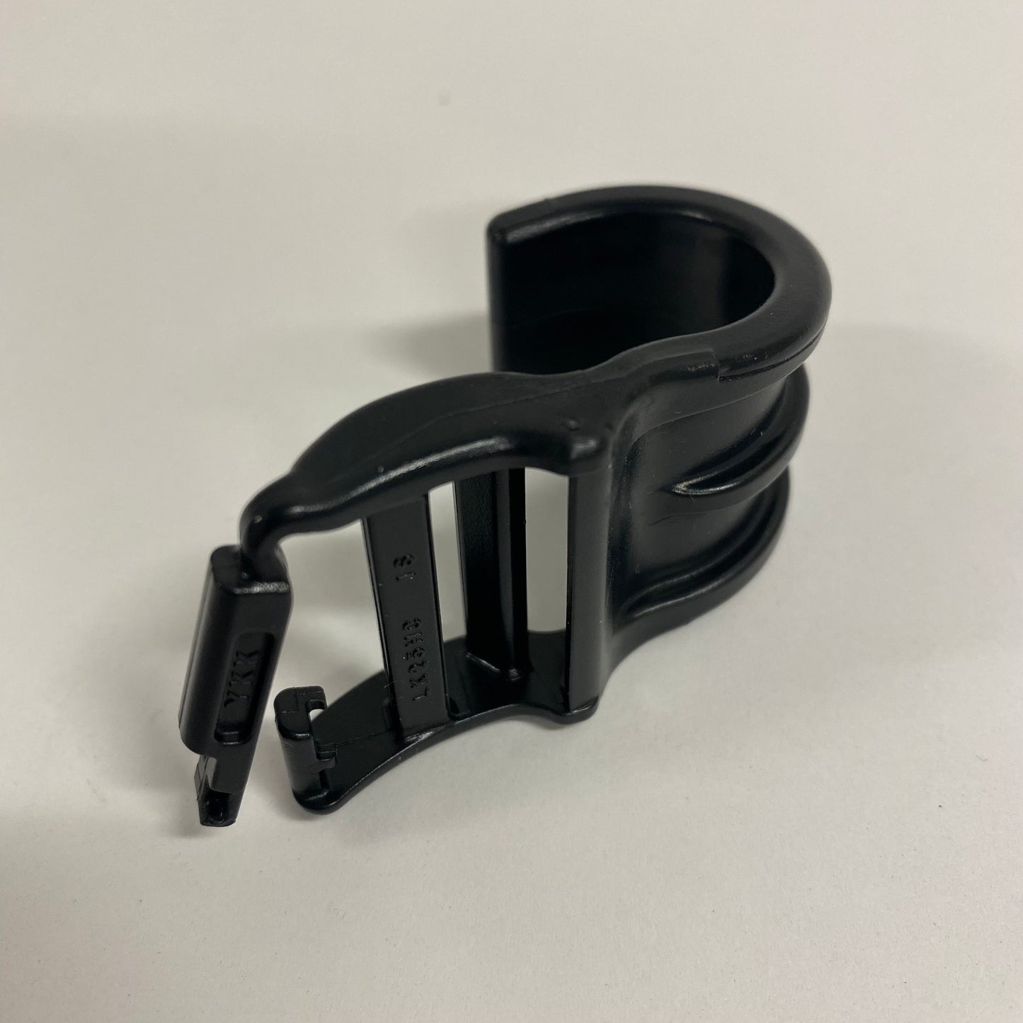 Webbing Hook 1"