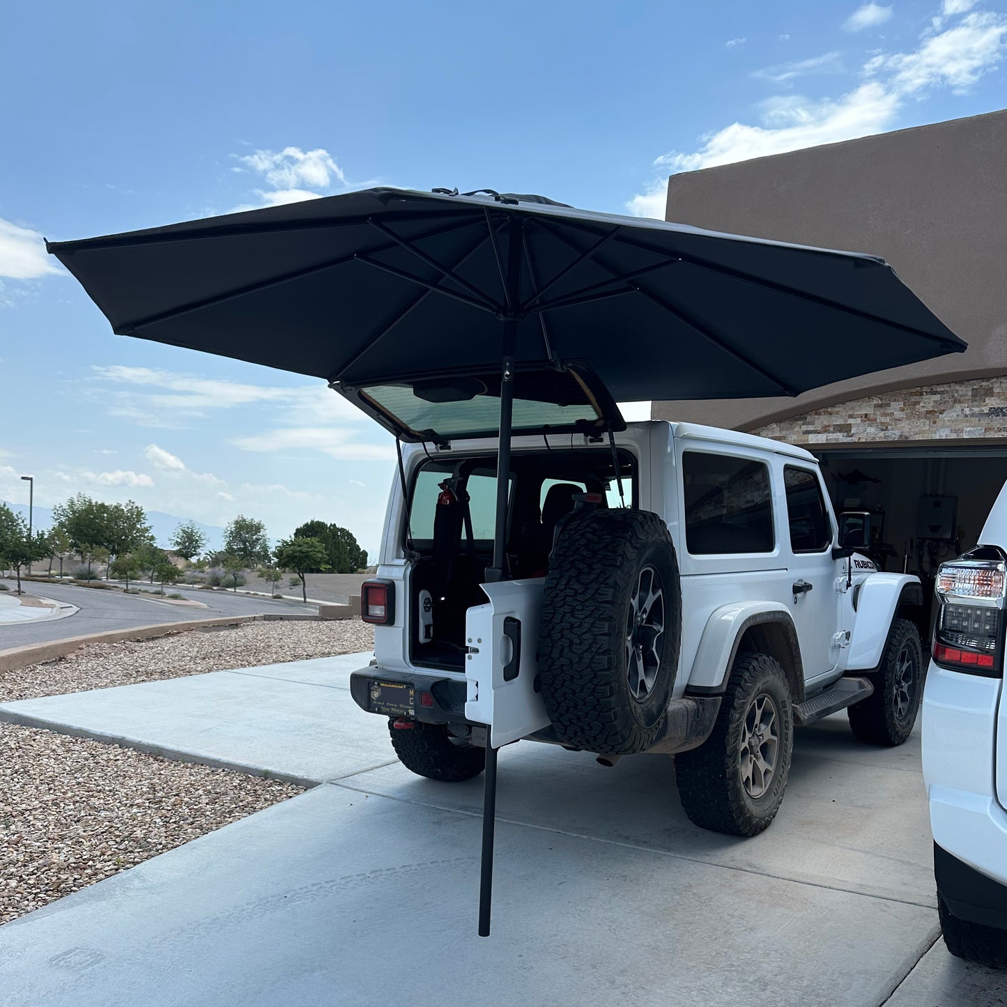 Tailgate Umbrella Holder