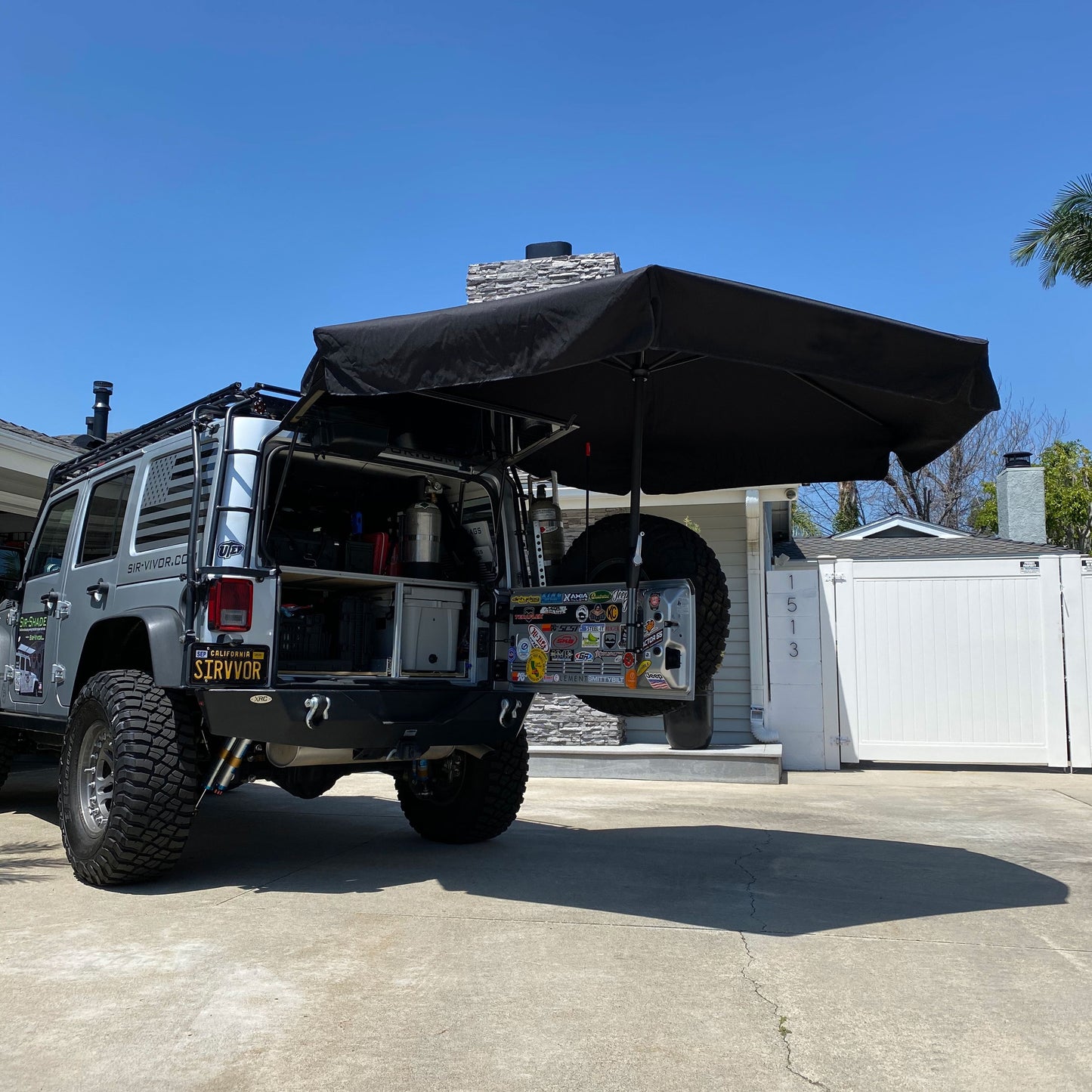 Tailgate Umbrella Holder