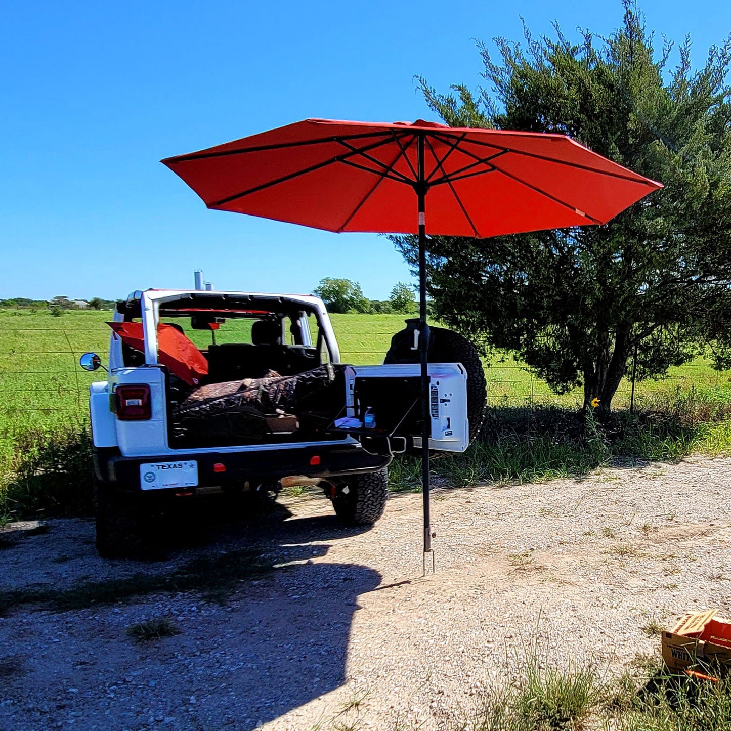 Tailgate Umbrella Holder